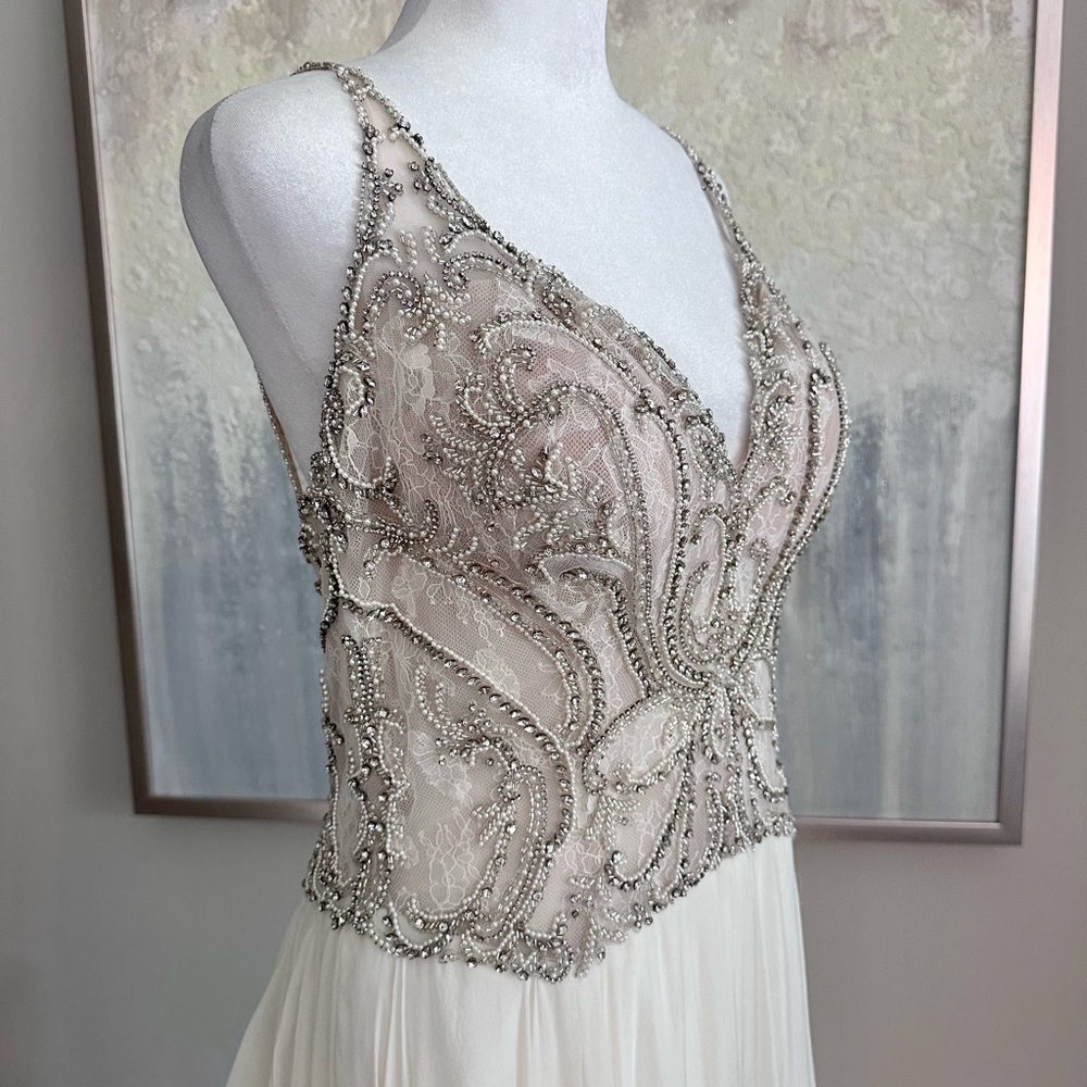 Customized Martina Liana 938 Boho Ivory Silk And Lace Wedding Dress Size 12 US - Picture 9 of 16